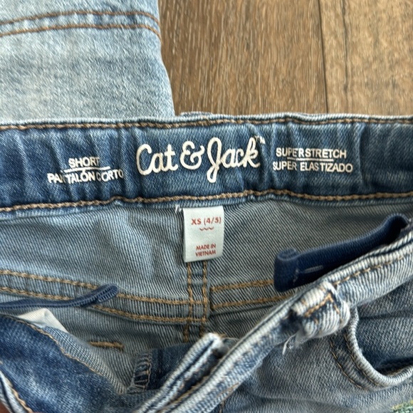Cat and Jack Jean Shorts and Jean Skirt.  Girl’s size XS (4/5). - Picture 2 of 6